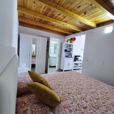 Apartamento Salinas Pozo Izquierdo ภายนอก รูปภาพ